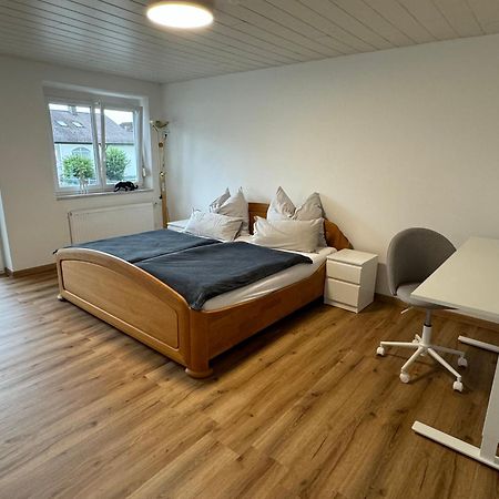 3 Zimmer Apartment Mit Flussblick - Self Check-In 에겐펠덴 외부 사진