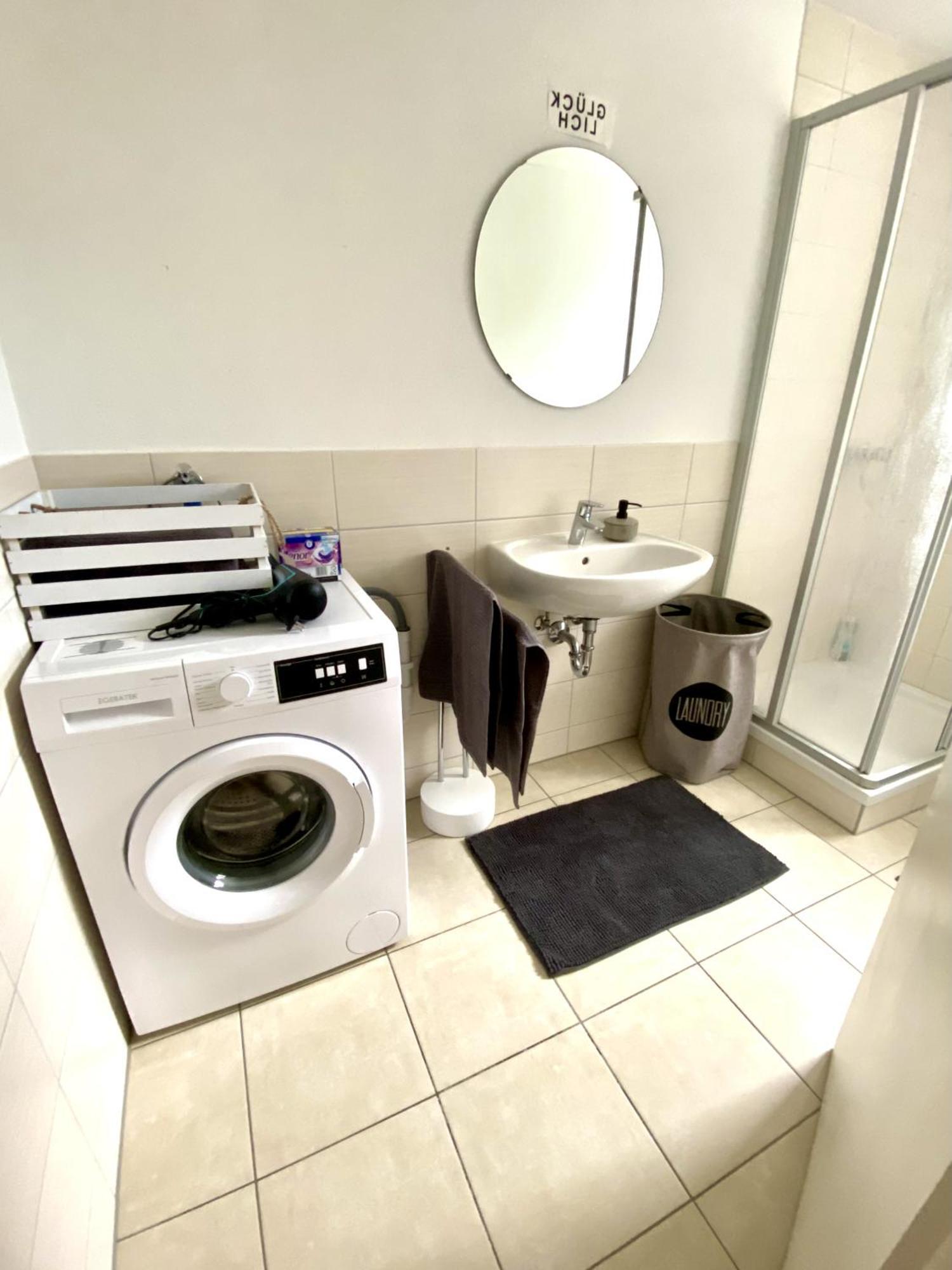 3 Zimmer Apartment Mit Flussblick - Self Check-In 에겐펠덴 외부 사진