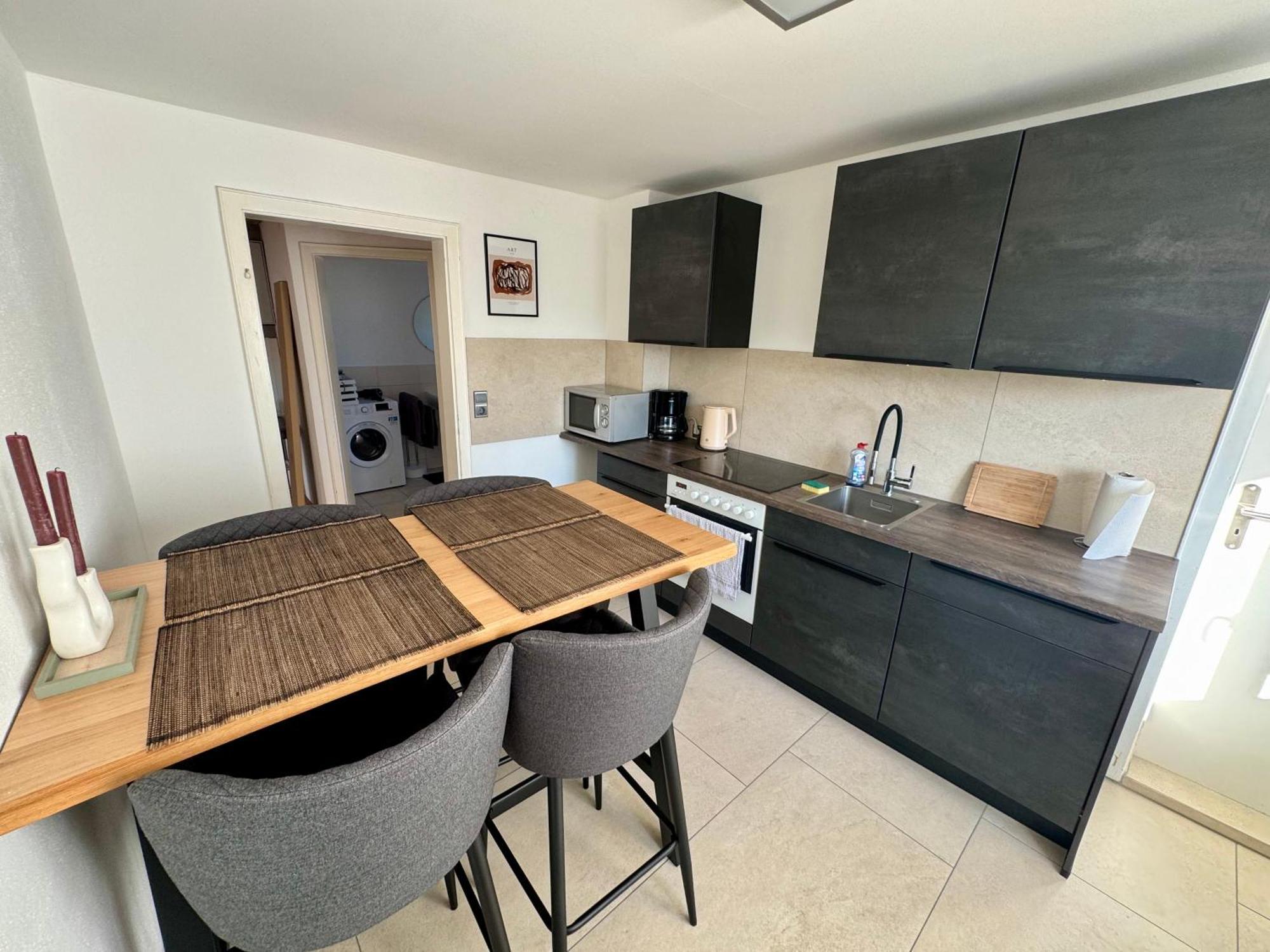 3 Zimmer Apartment Mit Flussblick - Self Check-In 에겐펠덴 외부 사진